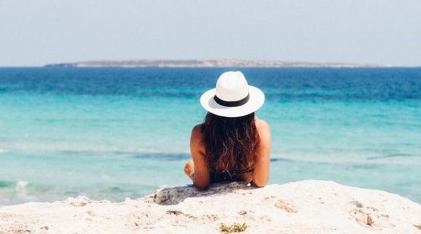 5 Manfaat Berlibur ke Pantai untuk Kesehatan Mental