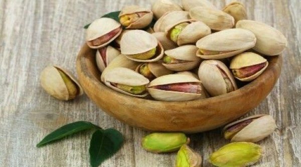 5 Manfaat Kacang Pistachio yang Jarang Orang Ketahui
