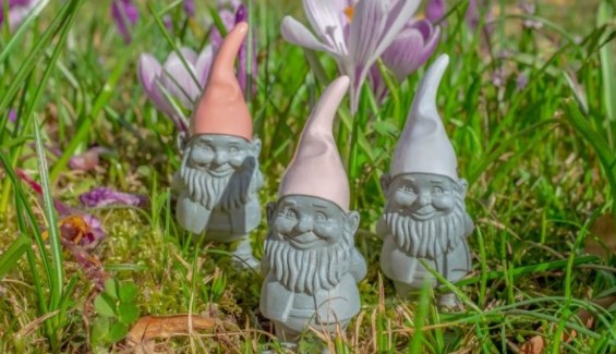 5 Fakta Menarik Garden Gnomes, Patung Kurcaci Kecil Penjaga Taman