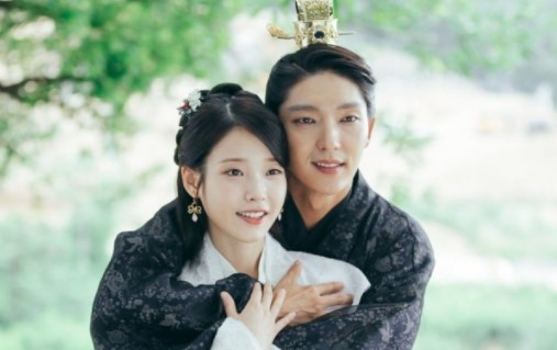 6 Pasang Artis Bermarga Lee yang Jadi Couple di Drama Korea