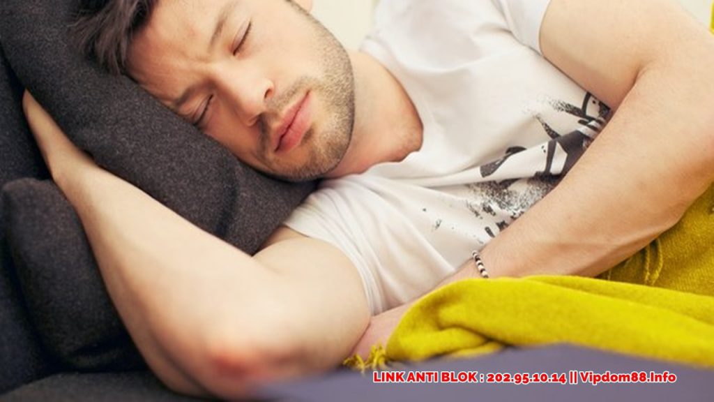 Cara Mencegah Mulut Menjadi Kering saat Tertidur